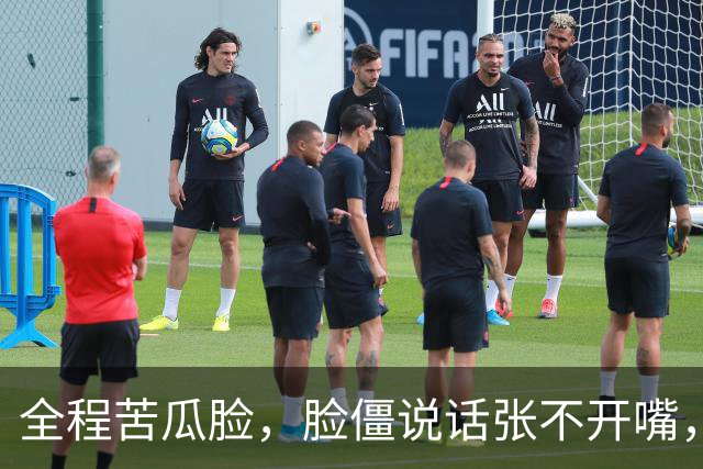 全程苦瓜脸，脸僵说话张不开嘴，老戏骨李乃文都带不动这个拖油瓶